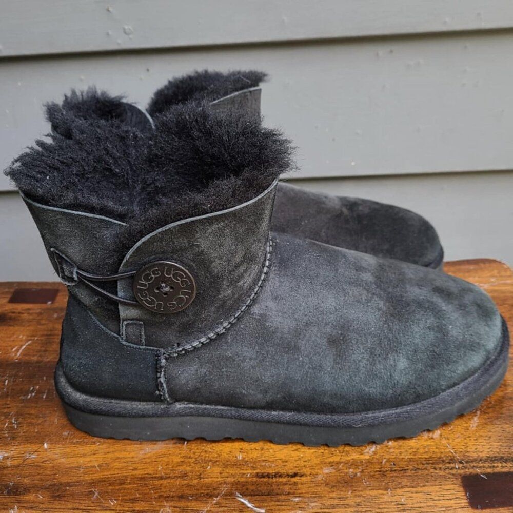 UGG Black Suede Shearling Mini Bailey Button Boots size 8
